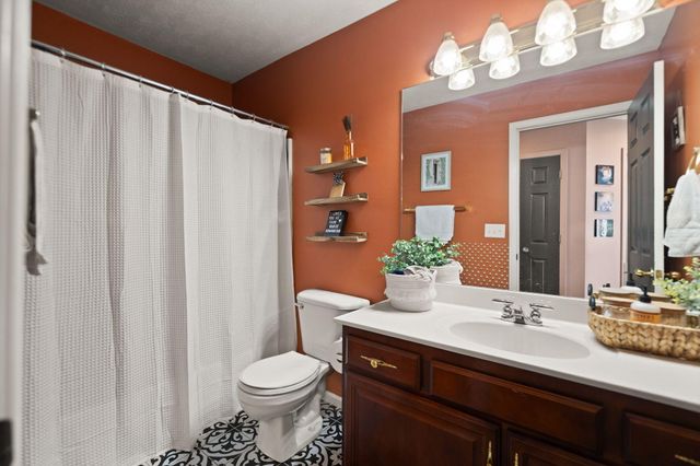 76 Waterford Way, Somerset, KY 42501