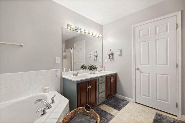 76 Waterford Way, Somerset, KY 42501