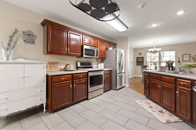 76 Waterford Way, Somerset, KY 42501