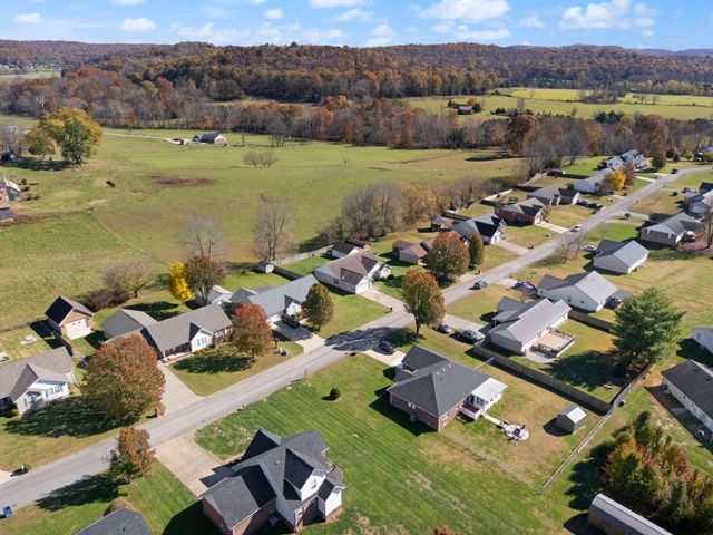 76 Waterford Way, Somerset, KY 42501
