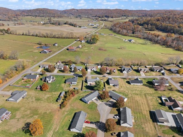 76 Waterford Way, Somerset, KY 42501