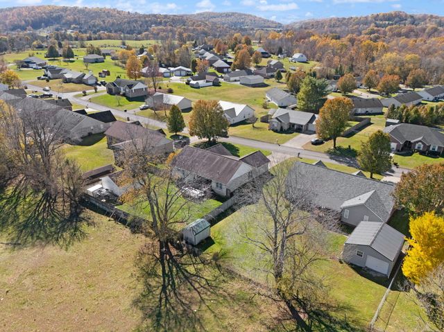 76 Waterford Way, Somerset, KY 42501