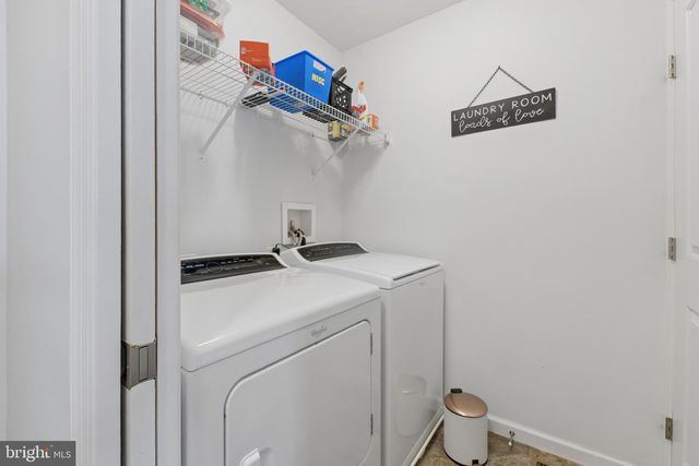 61 HUNTMASTER DR, Hanover, PA 17331