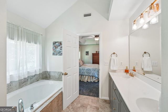 72 Brandy Chase, Carrollton, GA 30117