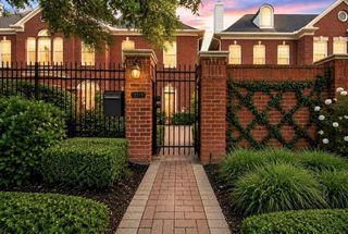 3379 Bellefontaine Street, Houston, TX 77025