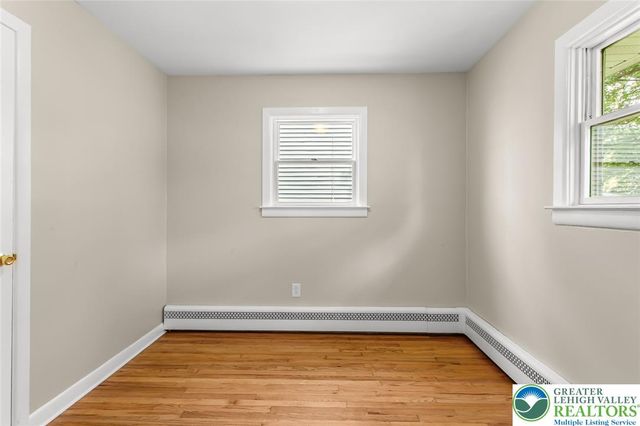 410 Old Mill Road, Forks Twp, PA 18040