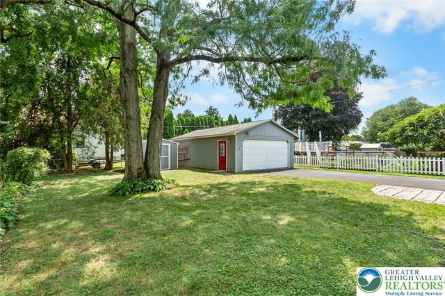 410 Old Mill Road, Forks Twp, PA 18040