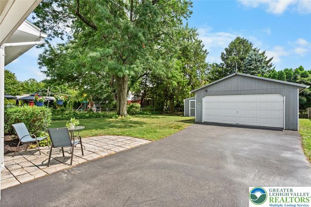 410 Old Mill Road, Forks Twp, PA 18040