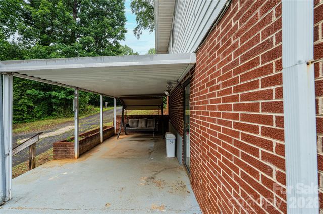 408 US Hwy 70A E Highway, Hildebran, NC 28637