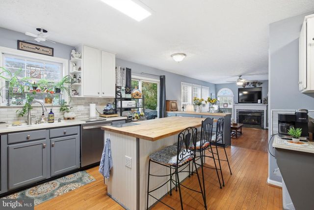 6106 CROWN GRANT DR, Spotsylvania, VA 22553