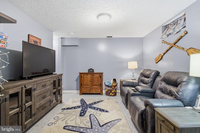 6106 CROWN GRANT DR, Spotsylvania, VA 22553