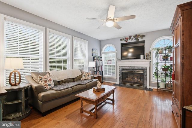6106 CROWN GRANT DR, Spotsylvania, VA 22553