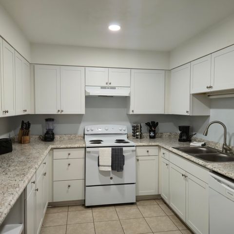 348 Woodham Court, Fort Walton Beach, FL 32547