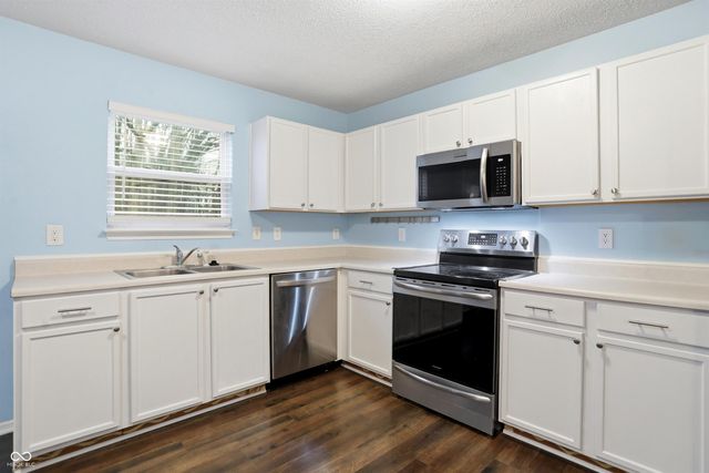 8922 Limberlost Court, Indianapolis, IN 46113