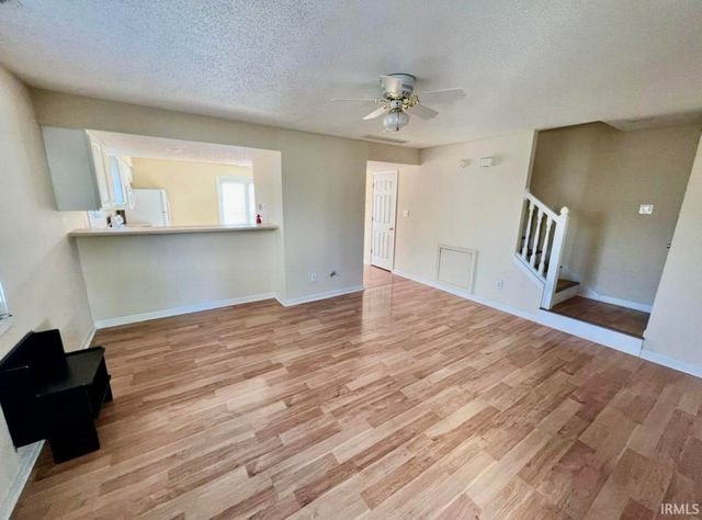 3410 S Oaklawn Circle, Bloomington, IN 47401