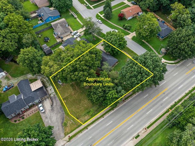 7010 Bartlett Rd, Louisville, KY 40218