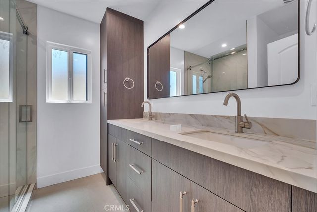 828 E Fairmount Road, Burbank, CA 91501