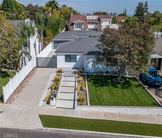 828 E Fairmount Road, Burbank, CA 91501