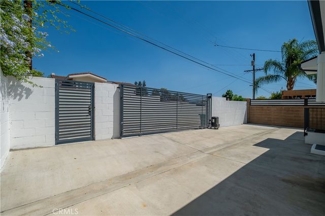 828 E Fairmount Road, Burbank, CA 91501