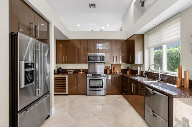 6160 NW 24th Street, Boca Raton, FL 33434