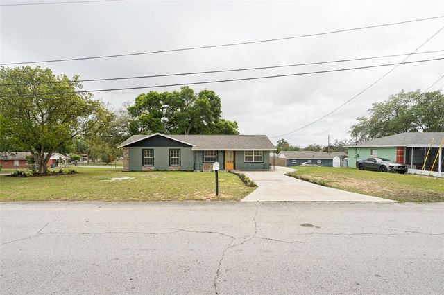 1109 VALENCIA AVENUE, Haines City, FL 33844