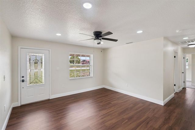 1109 VALENCIA AVENUE, Haines City, FL 33844