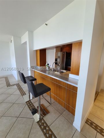 1581 Brickell Ave 2- Prking 1907, Miami, FL 33129