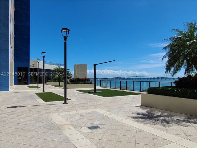 1581 Brickell Ave 2- Prking 1907, Miami, FL 33129