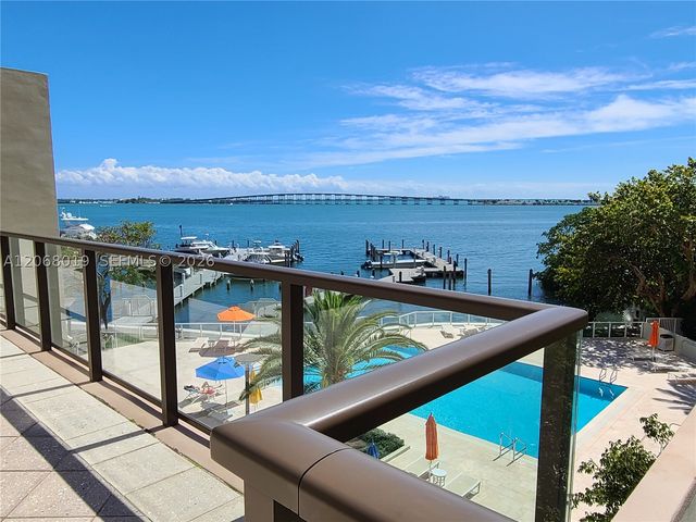 1581 Brickell Ave 2- Prking 1907, Miami, FL 33129