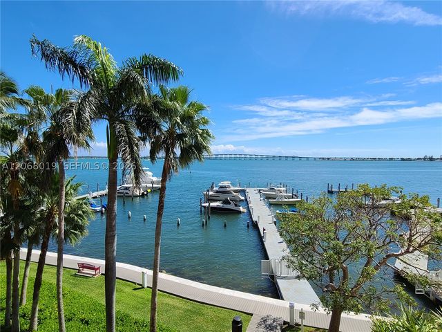 1581 Brickell Ave 2- Prking 1907, Miami, FL 33129