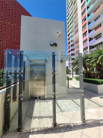 1581 Brickell Ave 2- Prking 1907, Miami, FL 33129