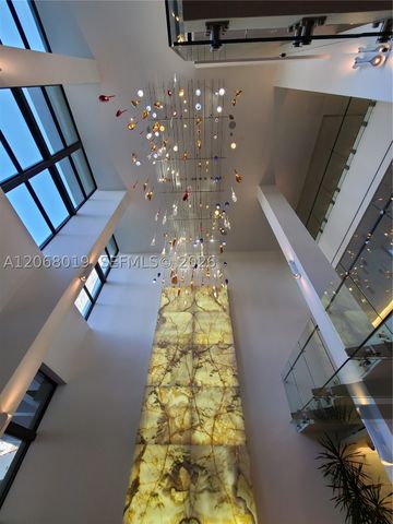 1581 Brickell Ave 2- Prking 1907, Miami, FL 33129