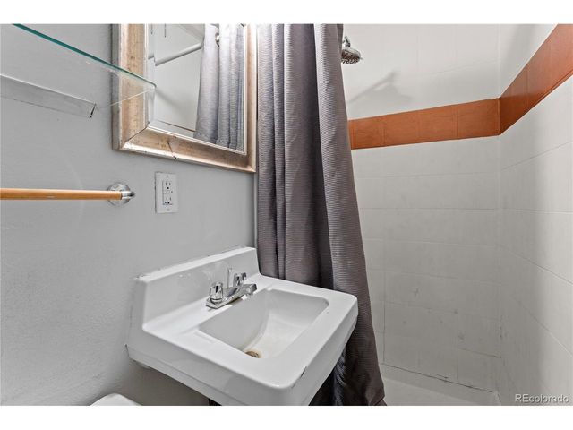 1435 S Lincoln, Denver, CO 80210