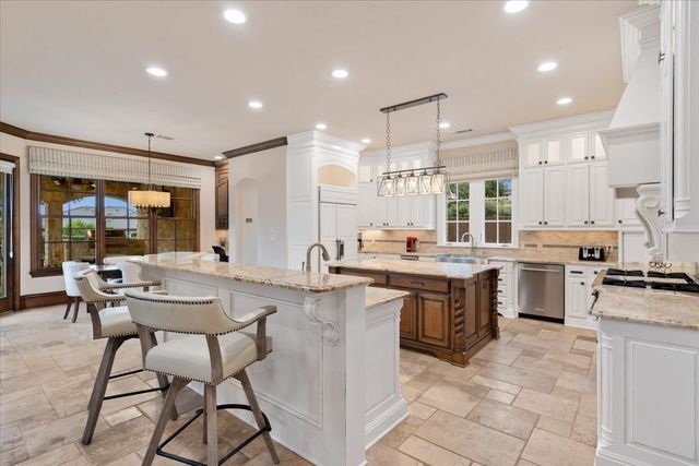 1029 Long Isles Lane, Lewisville, TX 75056