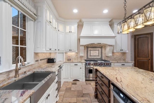 1029 Long Isles Lane, Lewisville, TX 75056