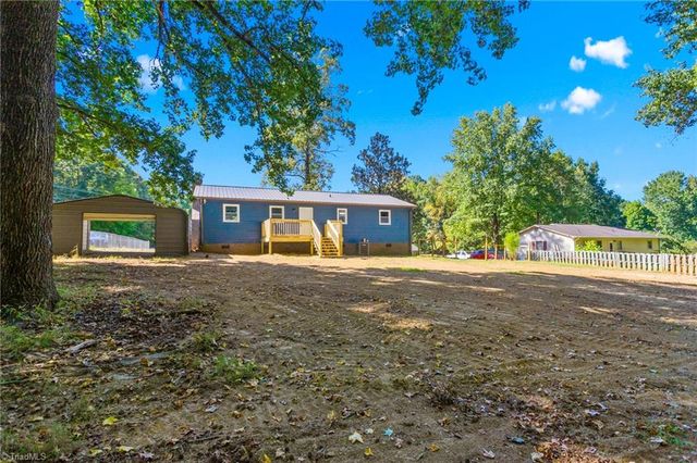 4 Sharon Drive, Thomasville, NC 27360