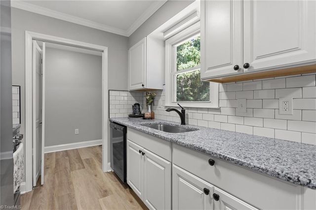 4 Sharon Drive, Thomasville, NC 27360