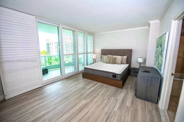 19955 NE 38th Ct 1101, Aventura, FL 33180