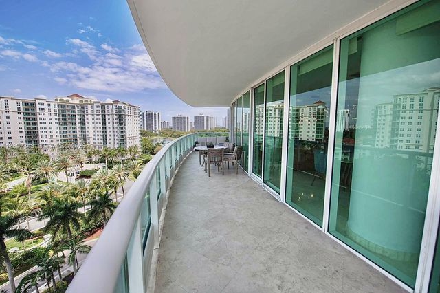 19955 NE 38th Ct 1101, Aventura, FL 33180