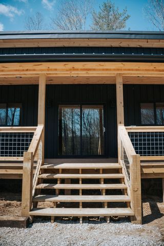 920 HIGH FALLS Road, Rogers, KY 41365