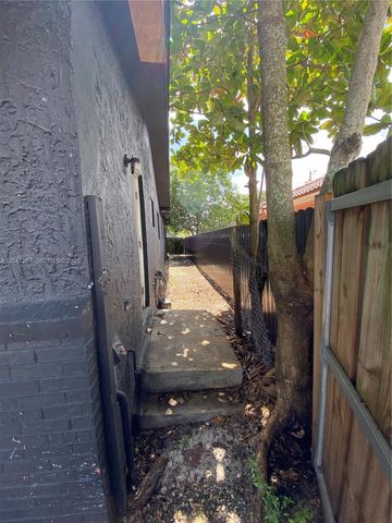 6132 SW 39th Street, Miramar, FL 33023