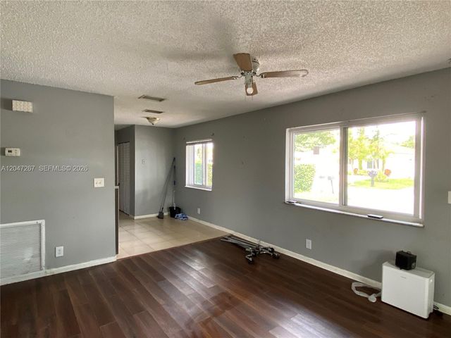 6132 SW 39th Street, Miramar, FL 33023