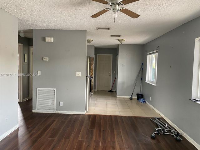 6132 SW 39th Street, Miramar, FL 33023