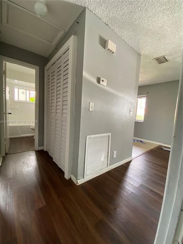 6132 SW 39th Street, Miramar, FL 33023
