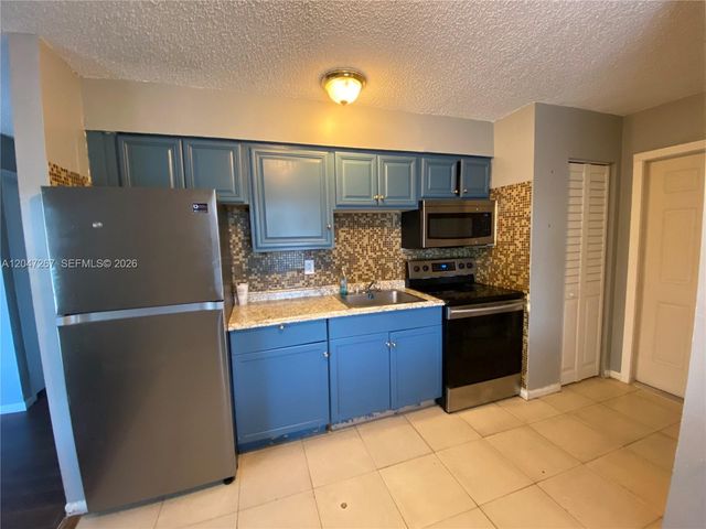 6132 SW 39th Street, Miramar, FL 33023