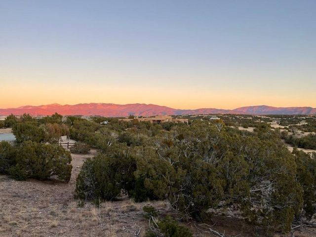 28 PASEO DEL HALCON, Santa Fe, NM 87506