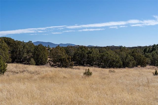 28 PASEO DEL HALCON, Santa Fe, NM 87506
