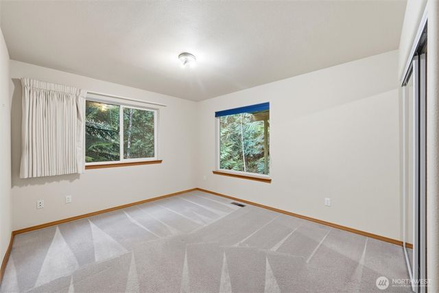 36 Holly View Way, Bellingham, WA 98229