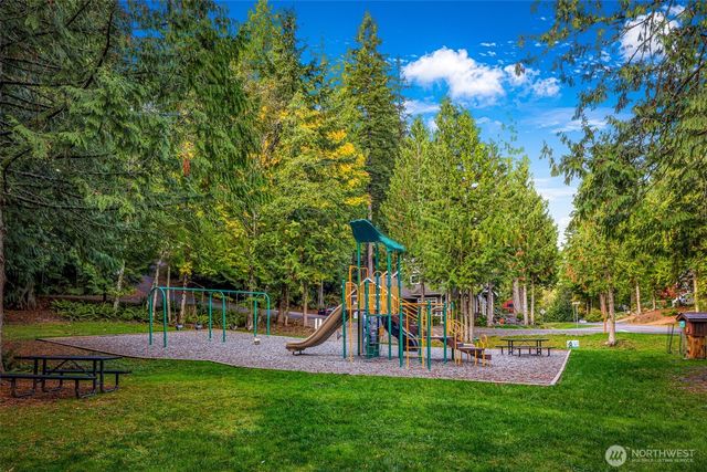 36 Holly View Way, Bellingham, WA 98229