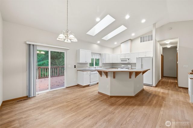 36 Holly View Way, Bellingham, WA 98229